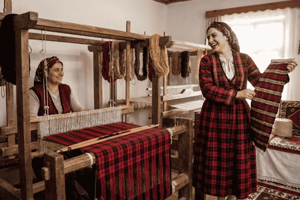 Karadeniz’in Renkli İmzası: Keşan Bezi Nedir?