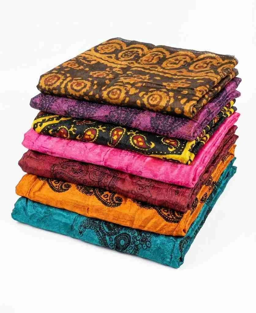 Karadeniz Ahmediye - İpek Görünümlü Şal (140x140)