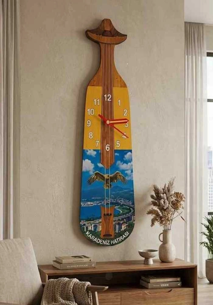 Kemençe Desenli Ahşap Duvar Saati