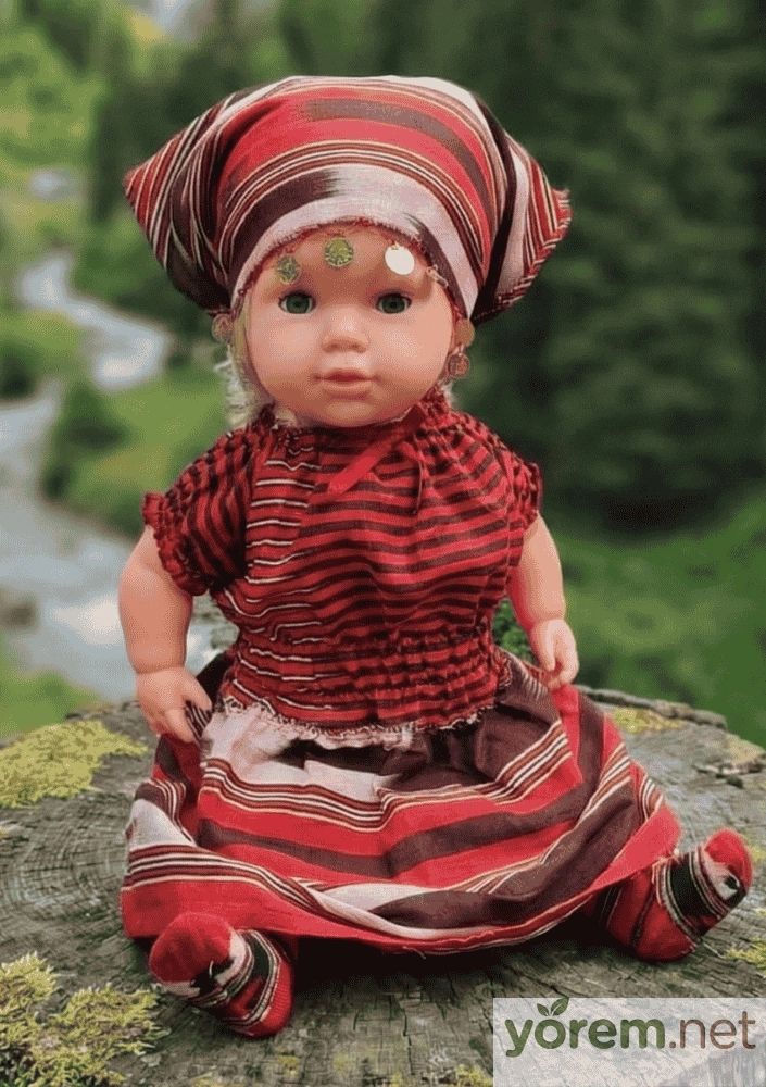 Yöresel Kıyafetli Konuşan Et Bebek